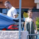 Minka Kelly – Seen at Los Feliz Tanning Salon