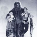 Pekka ja Pätkä lumimiehen jäljillä (1954)