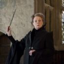 Harry Potter and the Deathly Hallows: Part 2 - Maggie Smith - 454 x 303