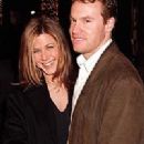 Jennifer Aniston and Tate Donovan - 200 x 400