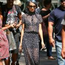 Nicole Richie wears Gianvito Rossi - Filming Candidly Nicole July 10, 2014