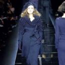 Runway - 300 x 450