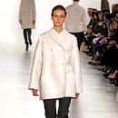 Runway - 300 x 450