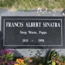 Frank Sinatra - 454 x 336