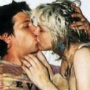 Courtney Love and Evan Dando - 454 x 638