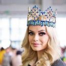 Miss World 2021 - Karolina Bielawska - 454 x 521