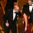 Antonio Banderas and Salma Hayek - The 95th Annual Academy Awards (2023) - 454 x 340