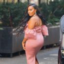 Angela Simmons – Leaving the Tamron Hall show in New York - 454 x 681
