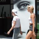Stella Maxwell and Kristen Stewart – Shopping in Los Angeles