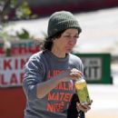 Sara Gilbert – Spotted at the Laurel Canyon Country store in Los Angeles - 454 x 641