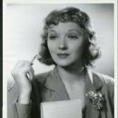 Astrid Allwyn - 454 x 579