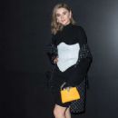Stefanie Giesinger – Louis Vuitton Fashion Show at Paris Fashion Week 2020 - 454 x 681