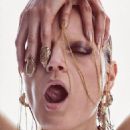 V Magazine #147 2024 - 454 x 584