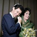 Liz married her fourth husband Eddie Fisher in Las Vegas. She wore a green dress and a chiffon headscarf