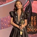 Demet Özdemir and Can Yaman : Murex D'or Awards - 454 x 1168