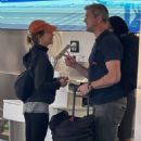 Renee Zellweger – With Ant Anstead catch a flight out of Los Angeles - 454 x 643