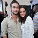 Chace Crawford and Leighton Meester - 454 x 682