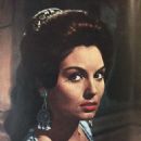 Rosanna Schiaffino - Movie News Magazine Pictorial [Singapore] (April 1961) - 454 x 576