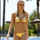 Stephanie McMichael - Poolside - August 26 2008 - 298 x 580