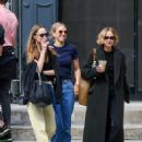Lara Bingle – Is spotted out for a coffee in New York - 454 x 578