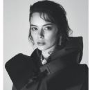 Seray Kaya - Elle Magazine Pictorial [Turkey] (January 2019) - 454 x 492