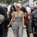Kim Kardashian – Steps out in Portofino – Italy - 454 x 648