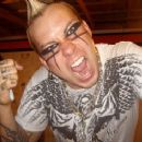 Shannon Moore - 454 x 366