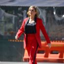 Samantha Bee – Filming a project in Soho – New York - 454 x 636