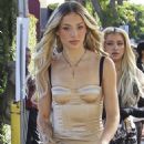 Charly Jordan – Arrive at ‘Wonka’ movie premiere in Los Angeles - 454 x 681
