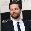 Tobey Maguire - 454 x 305
