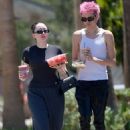 Noah Cyrus – Seen with her new mystery boyfriend in Los Angeles - 454 x 641