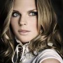 Ana Johnsson - Album Shoot - 454 x 577