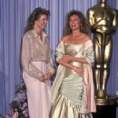 Jacqueline Bisset and Candice Bergen - The 61st Annual Academy Awards (1989) - 449 x 612