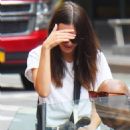 Emily Ratajkowski – Out for a stroll with her little one in Manhattan
