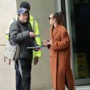 Noomi Rapace – Makes a stylish appearance at BBC Loose Ends Radio Show in London - 454 x 592