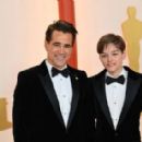 Colin Farrell and Henry Tadeusz Farrell - The 95th Annual Academy Awards (2023) - 454 x 284