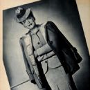 Jane Wyman - Photoplay Magazine Pictorial [United States] (January 1944) - 454 x 618