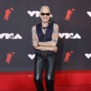 David Lee Roth attends the 2021 MTV Video Music Awards at Barclays Center on September 12, 2021 in the Brooklyn borough of New York City - 454 x 560