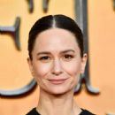 Katherine Waterston – Fantastic Beasts The Secrets of Dumbledore Premiere in London - 454 x 681