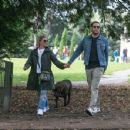 Lisa Armstrong – With new boyfriend in a park in West London - 454 x 352
