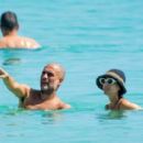 Cristina Serra – Seen on the beach in Barbados - 454 x 282
