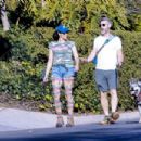 Sarah Silverman – On a morning walk with Rory Albanese in Los Angeles - 454 x 302