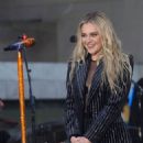 Kelsea Ballerini – Performing on NBC’s ‘Today Show’ - 454 x 568