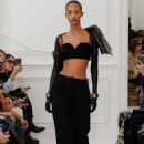 Givenchy F/W 2025 - 454 x 681