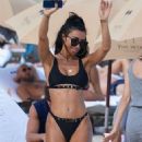 Metisha Schaefer in Black Bikini at the beach in Miami - 454 x 809