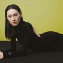 Isabella Leong - Harper's Bazaar Magazine Pictorial [Hong Kong] (January 2023) - 454 x 303