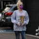 Gwen Stefani – Spotted while shopping for jewelry at XIV Karats in Beverly Hills