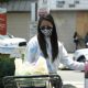 Olivia Munn – Shopping at Gelson’s to pick up groceries in Los Feliz