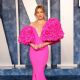 Kate Hudson wears Tamara Ralph -  2023 Vanity Fair Oscar Party on March 12, 2023