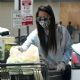 Olivia Munn – Shopping at Gelson’s to pick up groceries in Los Feliz